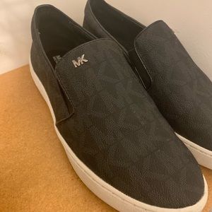 Michael Kors slip one.